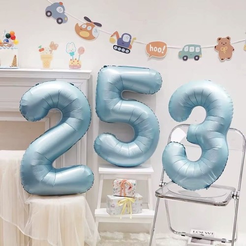 błekitne różowe cyfry111.jpg