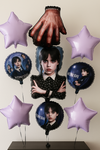 Baloniki z Motywem Wednesday Addams.png